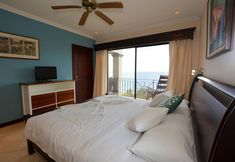 Others 3 Exquisitely Decorated 5th-floor View of 2 Bays in Flamingo