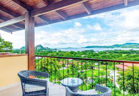 Others 2-Bedroom Condo with Ocean View and Pool
