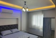 Others 3 Tisan Apart