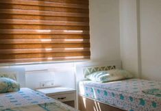 Others 4 Tisan Apart