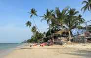 อื่นๆ 2 Beachside 3-bedroom Townhouse w/ Private Pool at 70 Meters From Beach