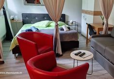 อื่นๆ 5 Room in Studio - Attypical Calm Harmonious Relaxing