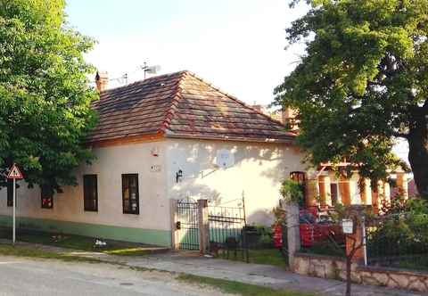 อื่นๆ Rustic Charm - two Bedroom Suite for 23 Pers From 1924