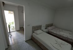 Lain-lain 2 Hotel Yaka Inn