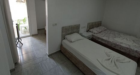 Lain-lain 2 Hotel Yaka Inn