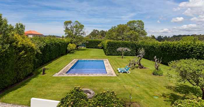 Lain-lain Casa com Piscina e Bungalow em Esposende by Izibookings