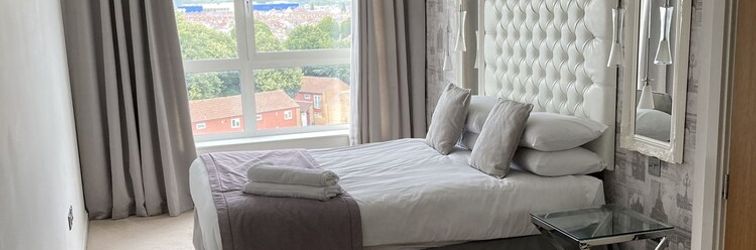 Others Century Wharf by Urban Space