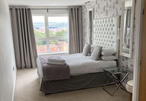 Others Century Wharf by Urban Space