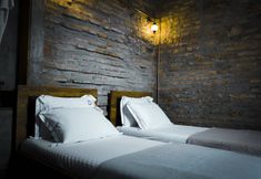 อื่นๆ 3 Reu de Hotel