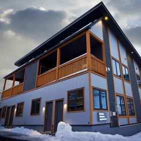 Primary image 1 Hakuba Gondola Apartments, Khách sạn Hakuba Iwatake Mountain Resort