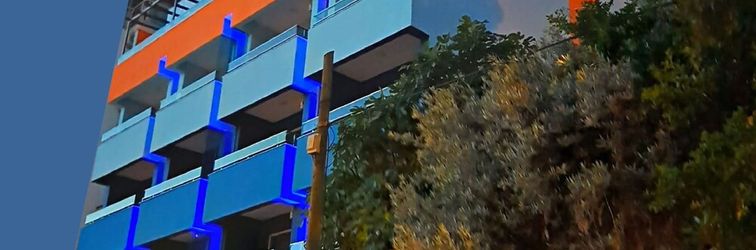 Lain-lain Dolly Apartments