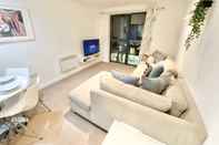 Lain-lain 2-bed Apartment Parking Deep Cleaned Professionally