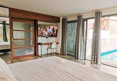 Others 4 Modern 7 Bedrooms Villa on Private Beach Access