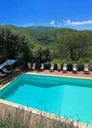 ภาพหลัก Spoleto Splashwhole Private Villagesleeps 30 With Football Pitch and Play Area