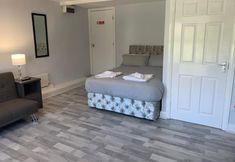 Others 5 Grey Stone Studio Apartments