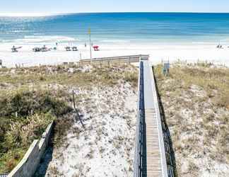 Others 2 Seacrest 715a is an Efficiency on the Gulf Side of Okaloosa Island by Redawning