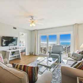 Primary image1奧卡魯薩島 Seacrest 702 是 RedAwning 提供的 2 房海景度假屋,Destin公寓