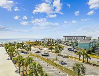 อื่นๆ 2 Seacrest 511 is a Gulf Side 2 BR on Okaloosa Island by Redawning