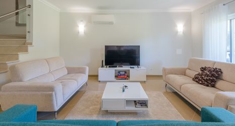 Others 2 Casa Belinda