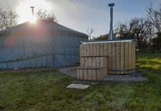 Khác 3 Beautiful Rural Yurt With Wood Fired hot tub