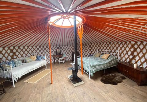 Khác Beautiful Rural Yurt With Wood Fired hot tub