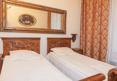 Others 6 Metropolitan Apartments