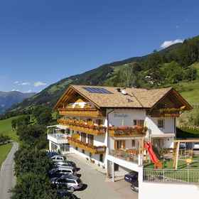 Primary image 1 ペンション ミッターホーファー, ガイス ホテル