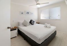 Others 4 MAINSAIL8 - Mooloolaba Beach