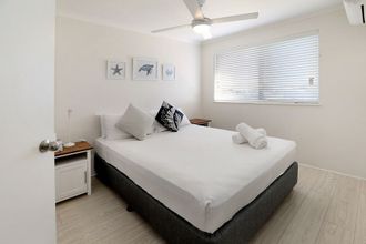 Others 4 MAINSAIL8 - Mooloolaba Beach