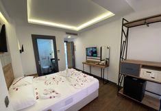 Lain-lain 4 Miyas Luxury Hotel
