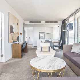 Primary image 1 2bed Apartment! Modern Home for 4 at Chatswood, Hotel Crows Nest