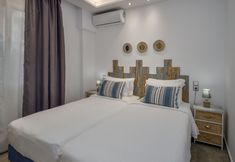 Others 3 Semes Luxury Apartments by Estia