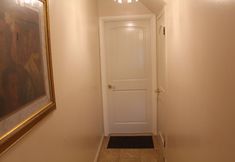 Others 2 Cozy, Classy Duplex near NYC