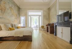 Others 5 The Good House