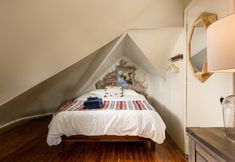 Others 2 Center of Highlands! Spacious Bardstown loft!