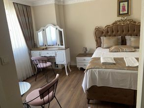 Others 4 Elisa Hotel