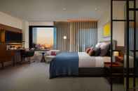 อื่นๆ Next Hotel Melbourne, Curio Collection by Hilton