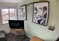 Others 5 The coach house views netflix sleeps 5