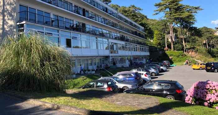 Others Stunning Beach Front Apartment in Caswell Swansea
