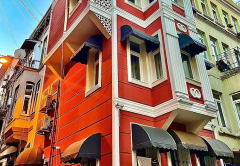 Others Taksim Red Suite