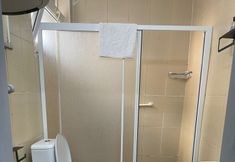 Khác 7 Taksim Red Suite