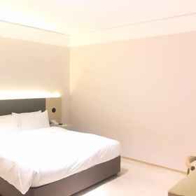 Ji Hotel (Shanghai Lujiazui Pudong Avenue) 1 JI Hotel (Shanghai Lujiazui Area Pudong Avenue), Shanghai Pudong Kerry Hotel Hotels