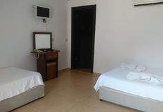 Others 6 Ugur Otel Beach