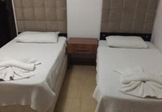 อื่นๆ 2 Ugur Otel Beach