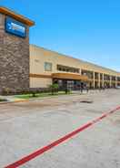 Imej utama Americas Best Value Inn & Suites Houston at Hwy 6