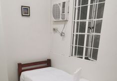 Others 5 Flip Flops Hostel