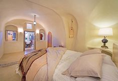 Others 4 Real Santorini Cave House far From the Crowds