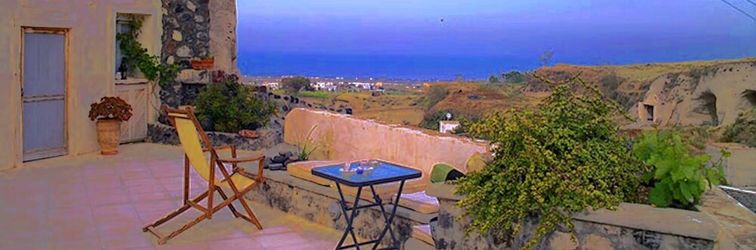 Others Real Santorini Cave House far From the Crowds