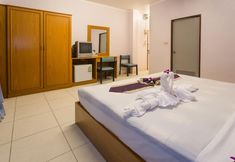 Others 4 Room in Guest Room - Guesthouse & Restaurant Belvedere - Central Triple Room With Ac Near the Beach