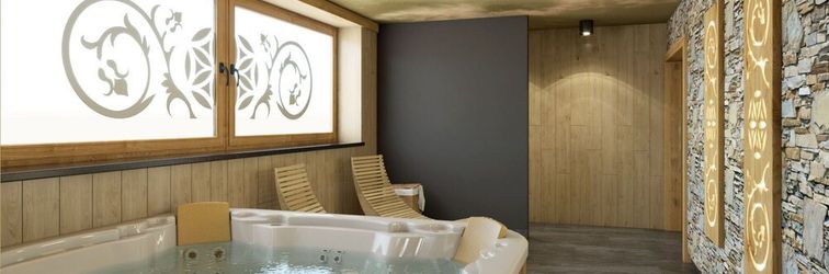 Others Willa Dziubas